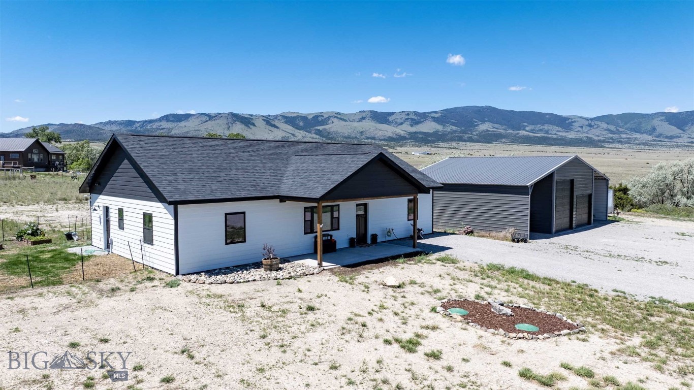 25 S 51 Ranch Drive