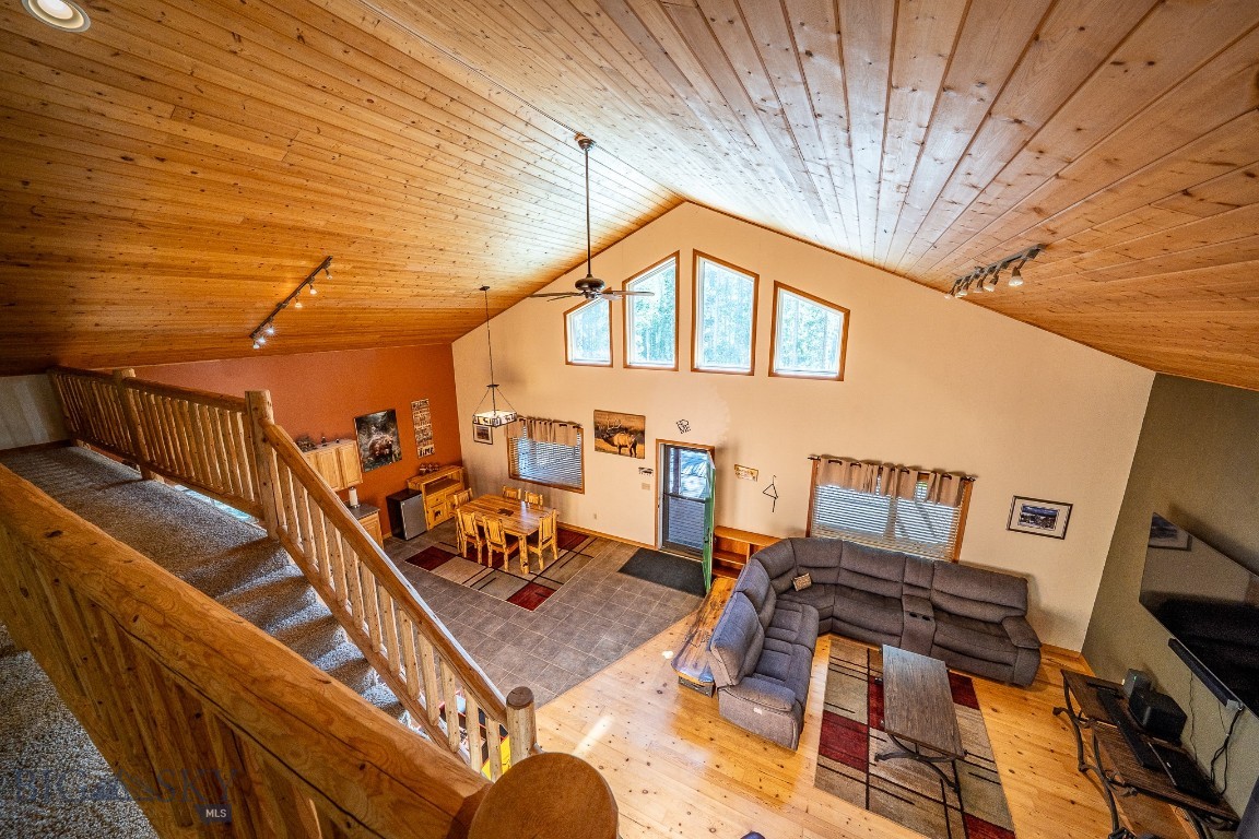 23 Lodgepole Lane W