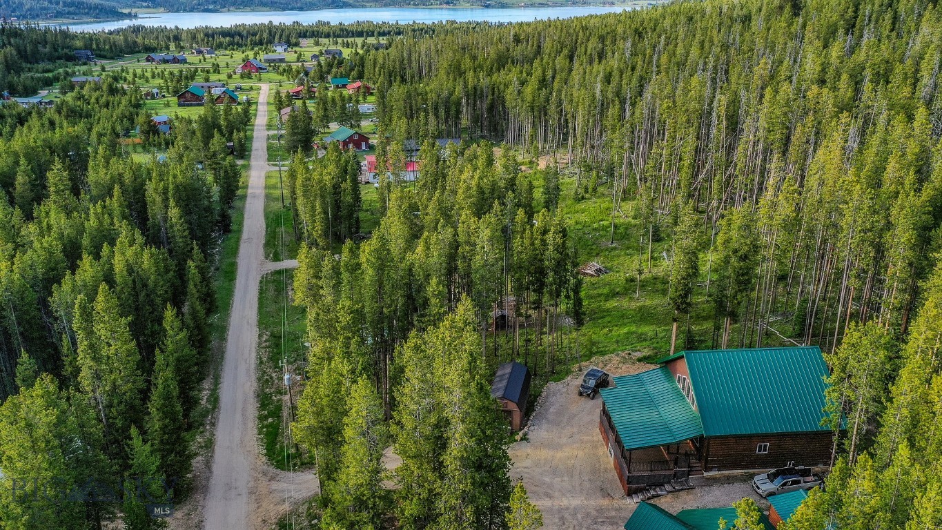 23 Lodgepole Lane W