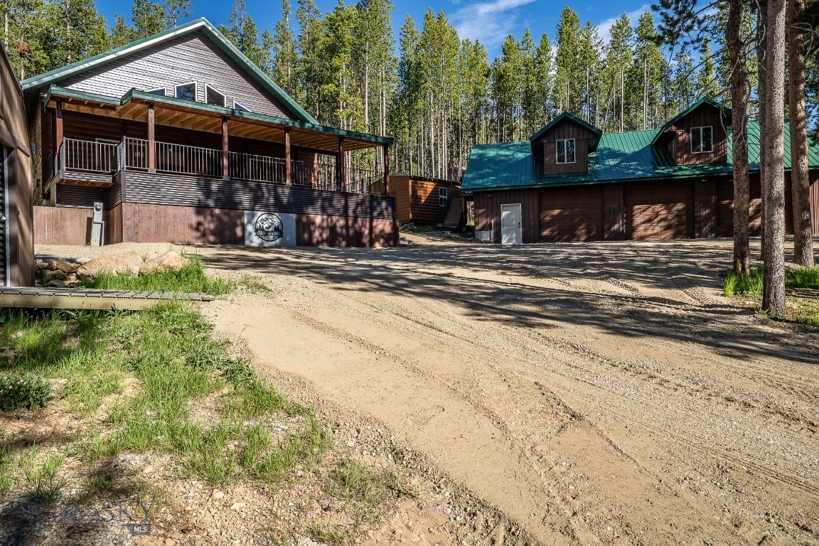 23 Lodgepole Lane W
