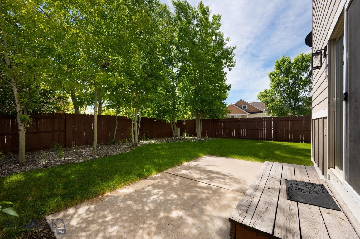 712 Forestglen Drive B