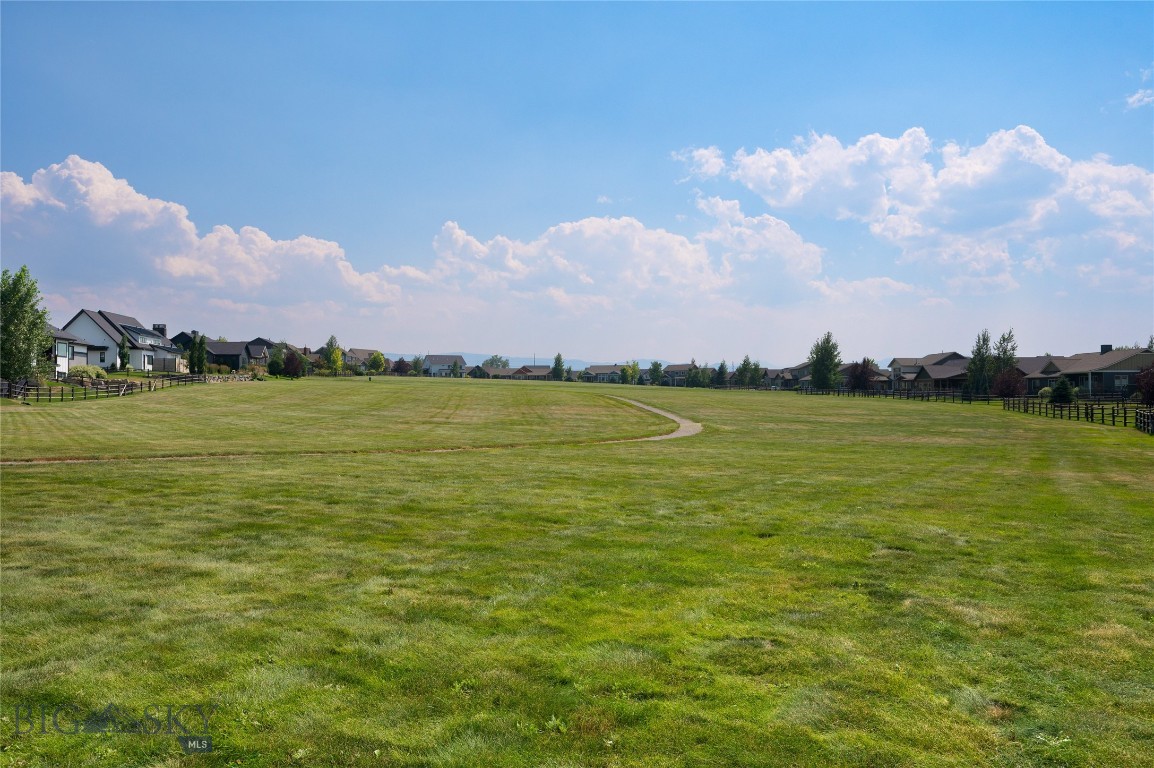192 Arrow Trail