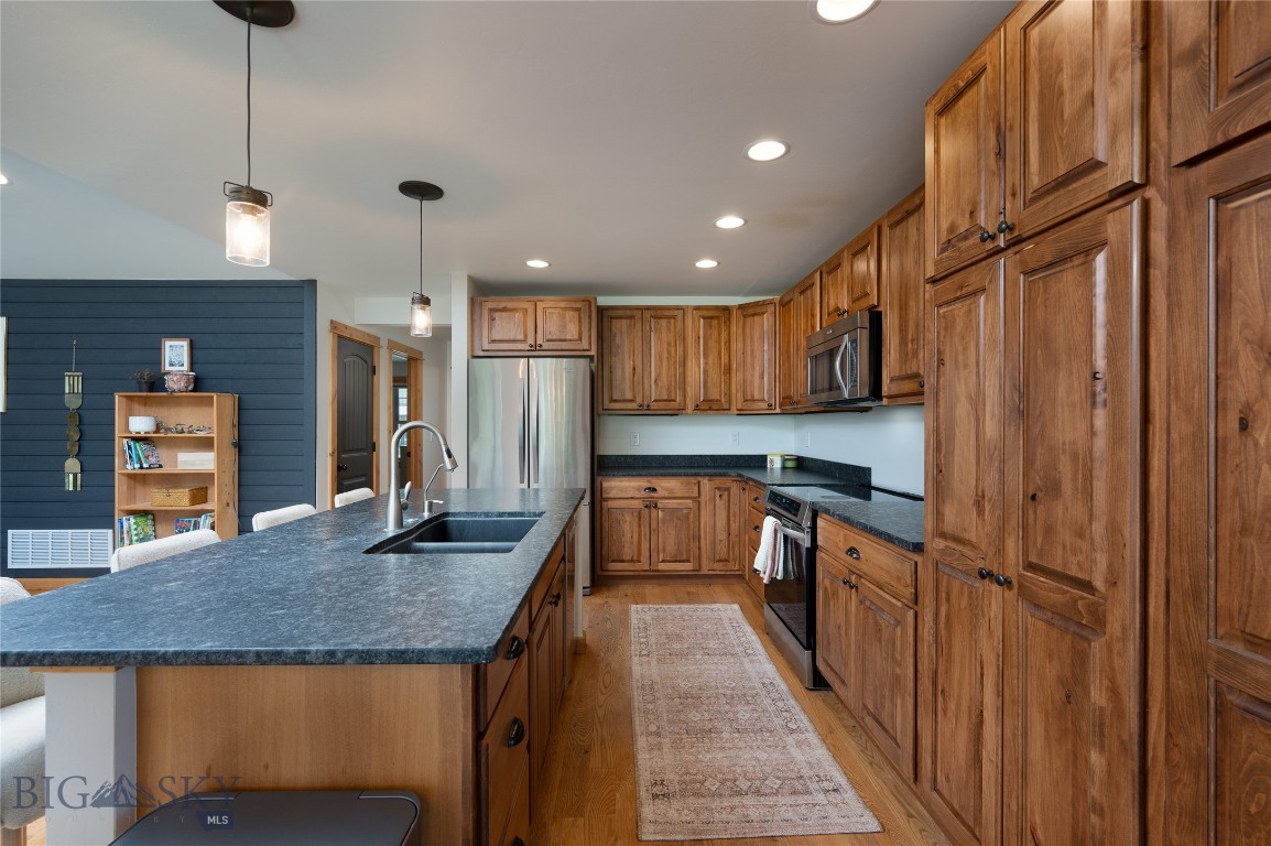 192 Arrow Trail
