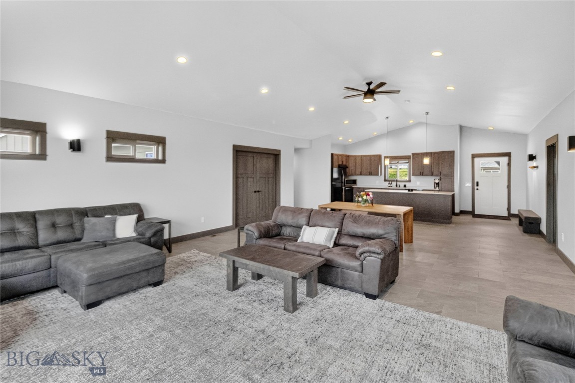 12 Grace Drive
