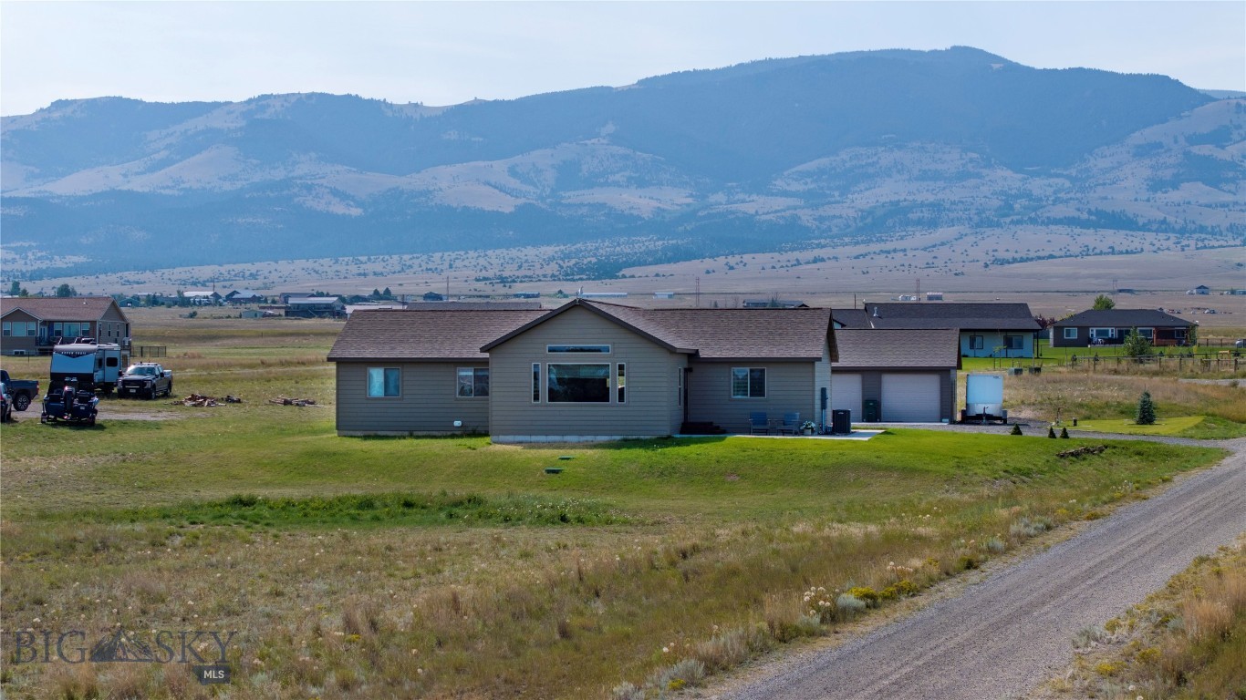 12 Grace Drive