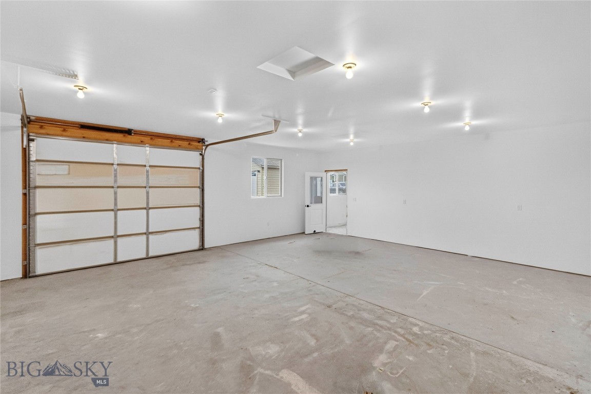 12 Grace Drive