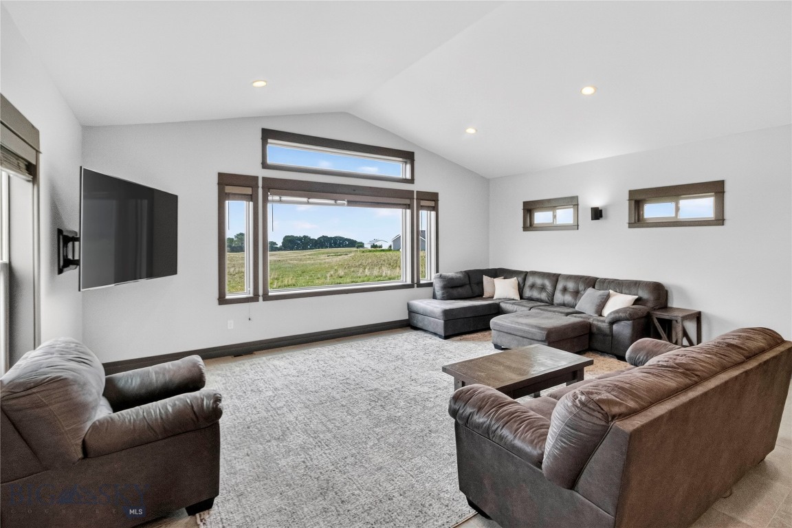 12 Grace Drive
