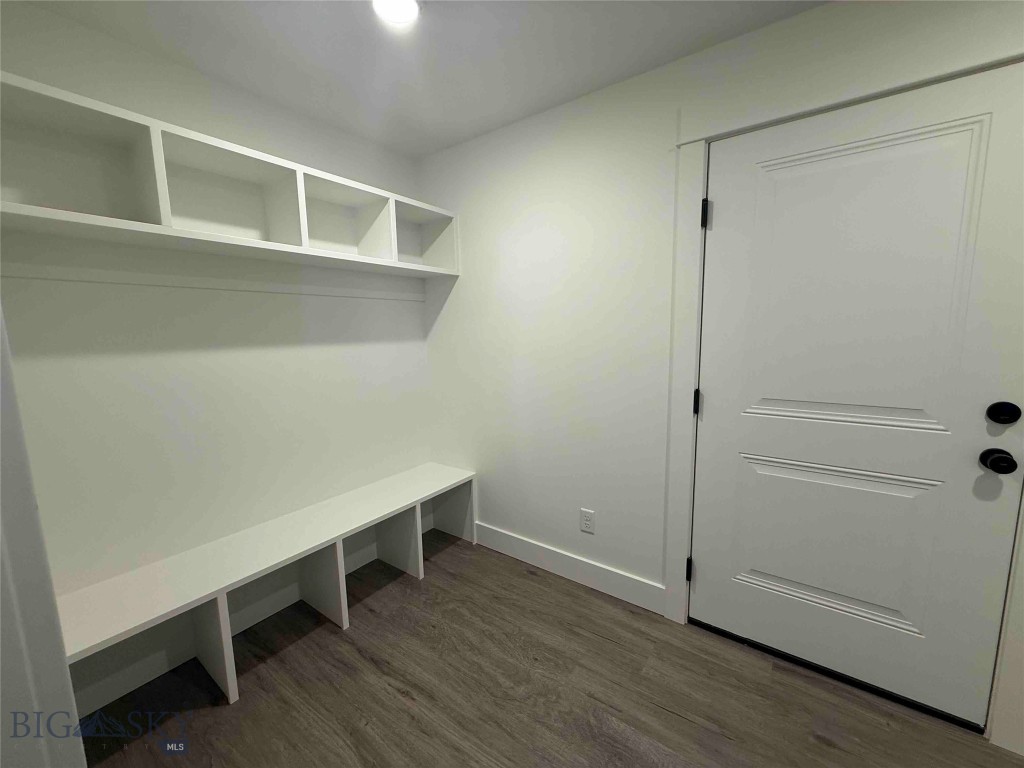 5705 Flycatcher Drive