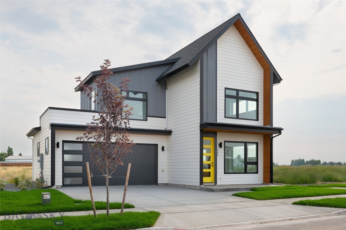845 Accolade Loop