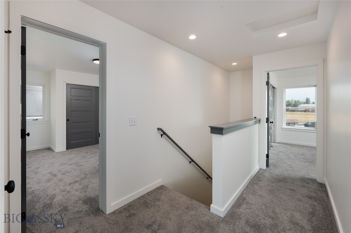 845 Accolade Loop