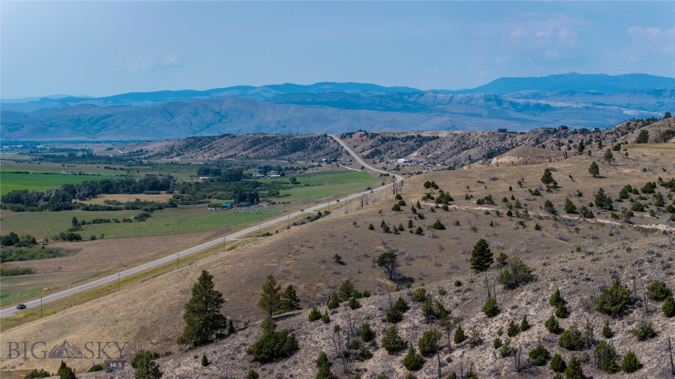 729 US HWY 12 E