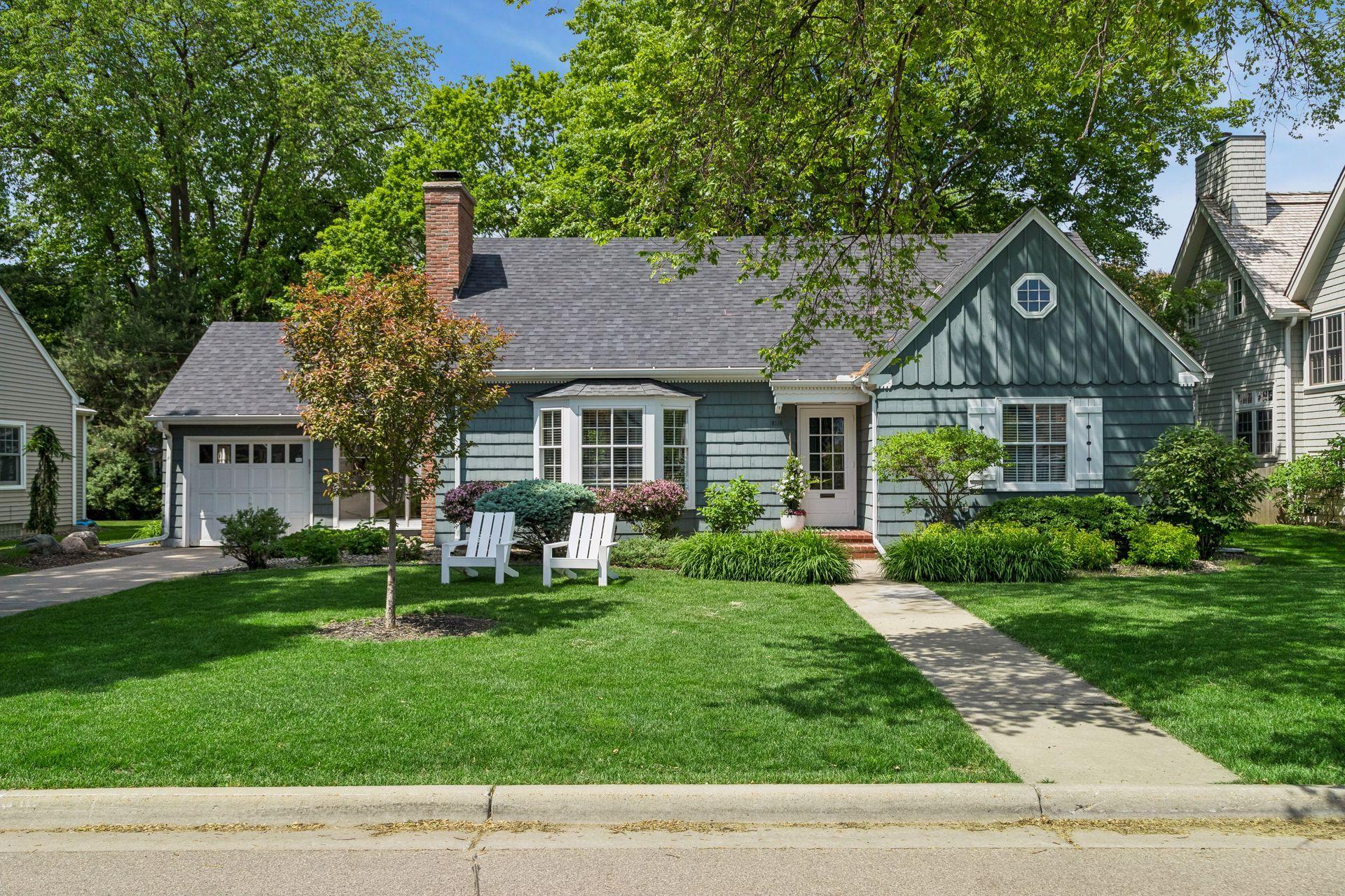 5116 Indianola Avenue