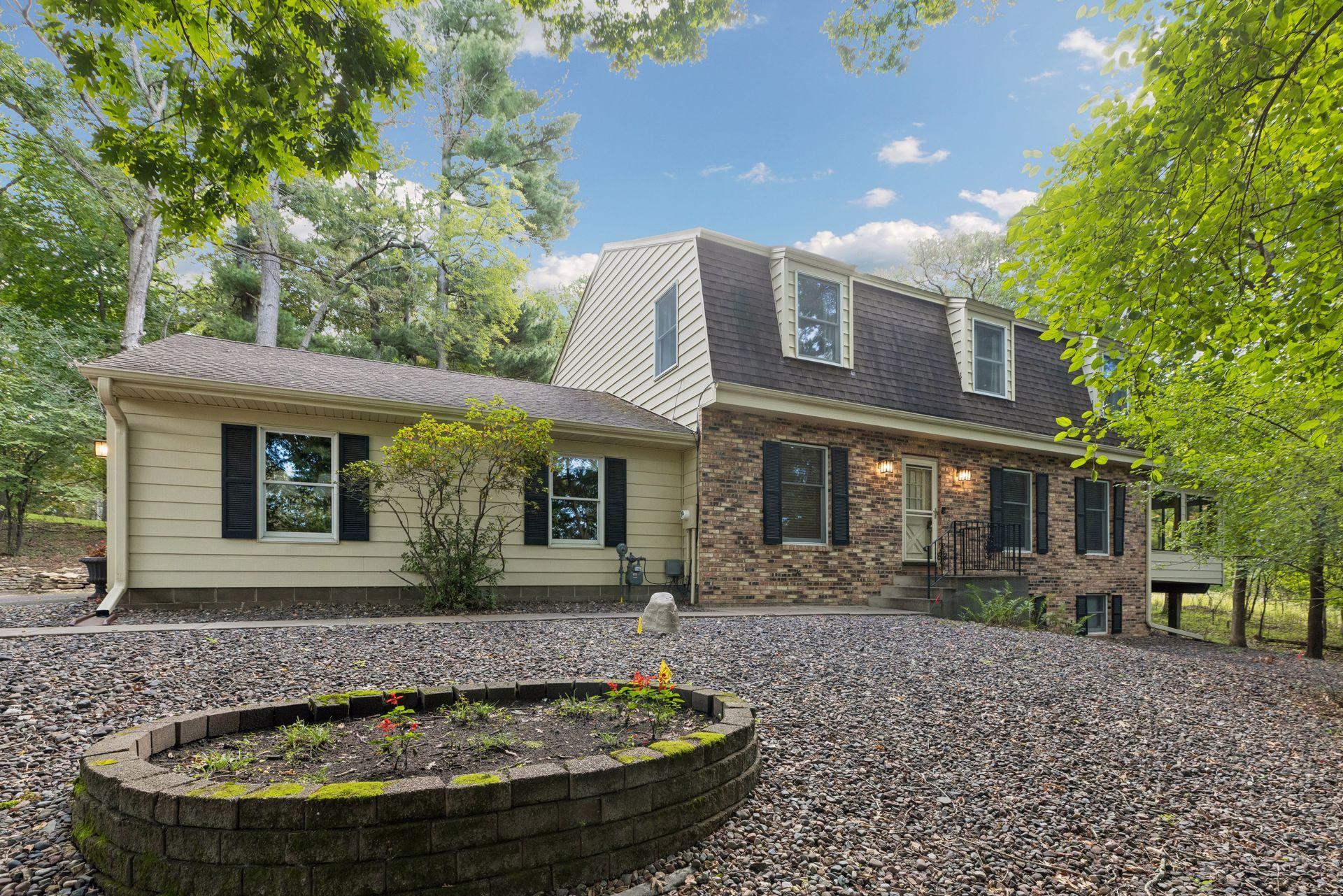 360 Quail Road