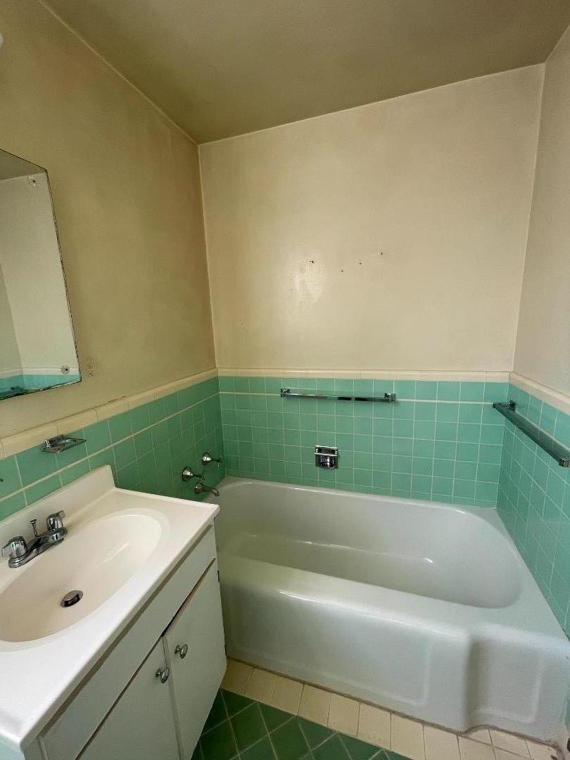 283 Fairlawn AVE