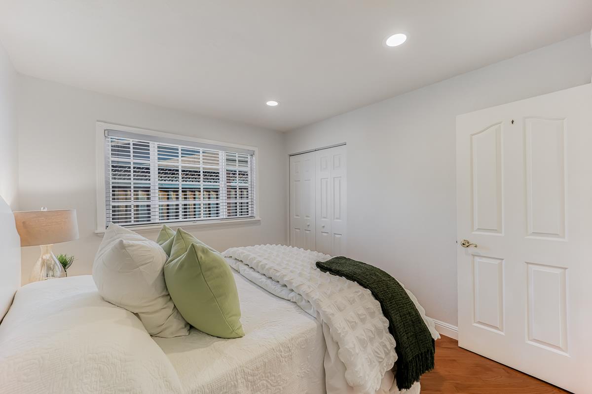 3821 Villa Glen WAY