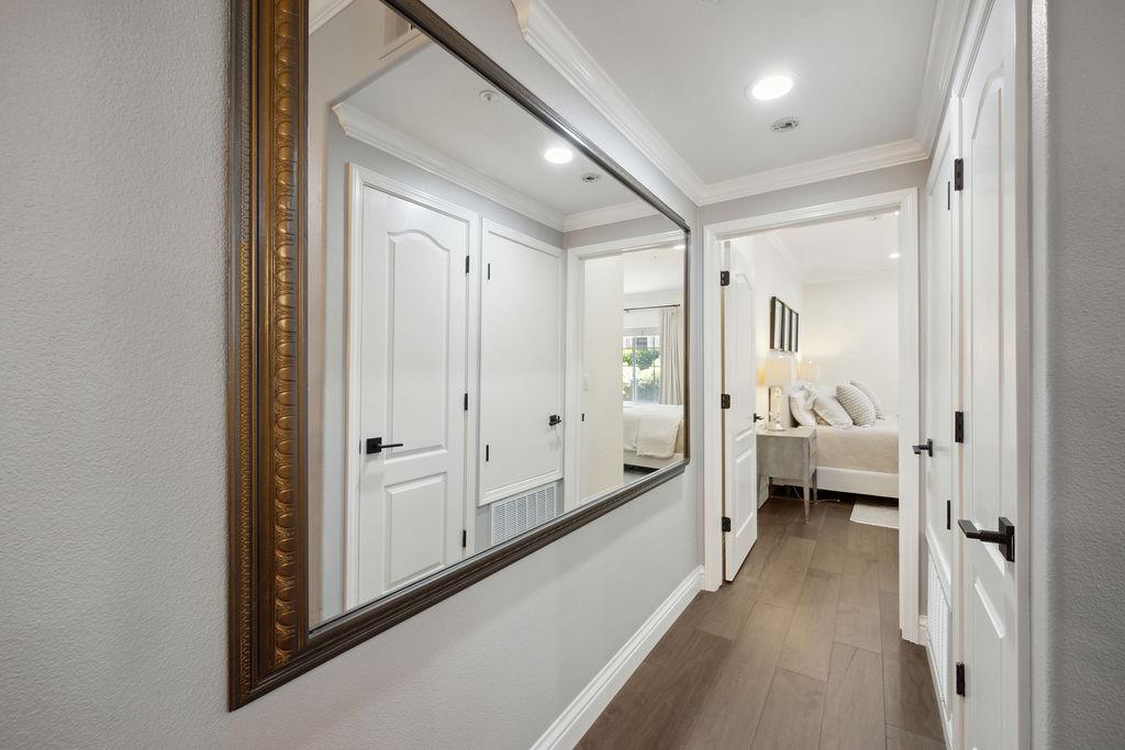 111 Saint Matthews AVE 103