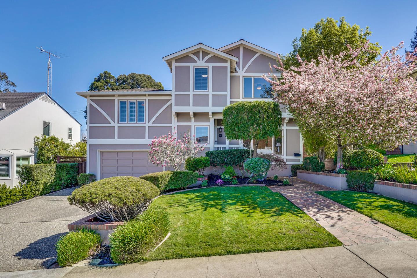 631 Oregon AVE