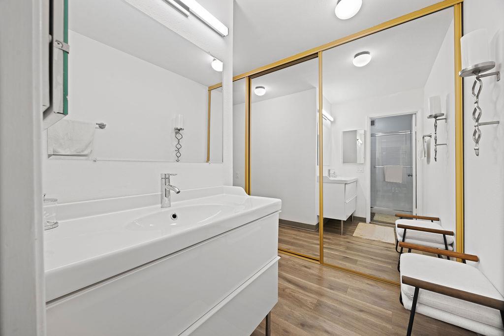 3350 La Mesa Drive 10