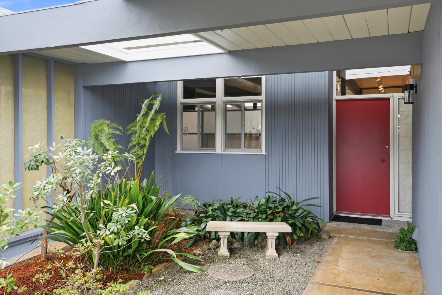 1712 Lexington Avenue