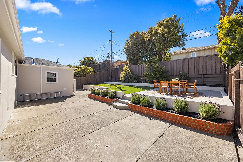 37 Greenwood Drive
