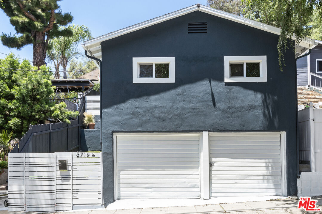 3719 Hellman Ave
