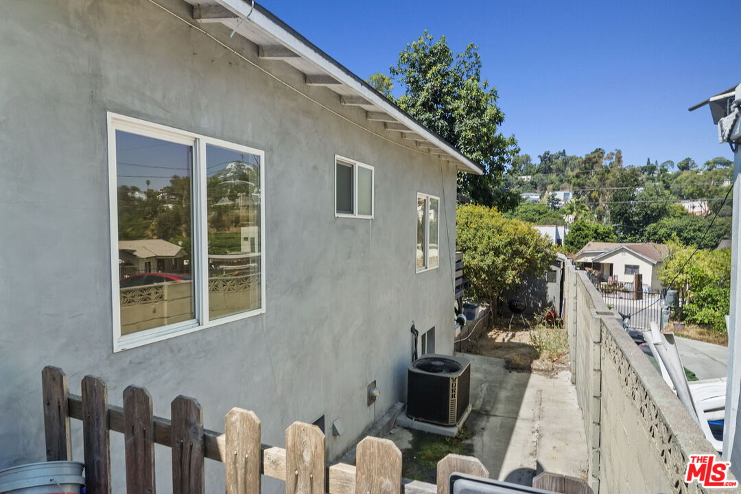1947 Whitmore Ave