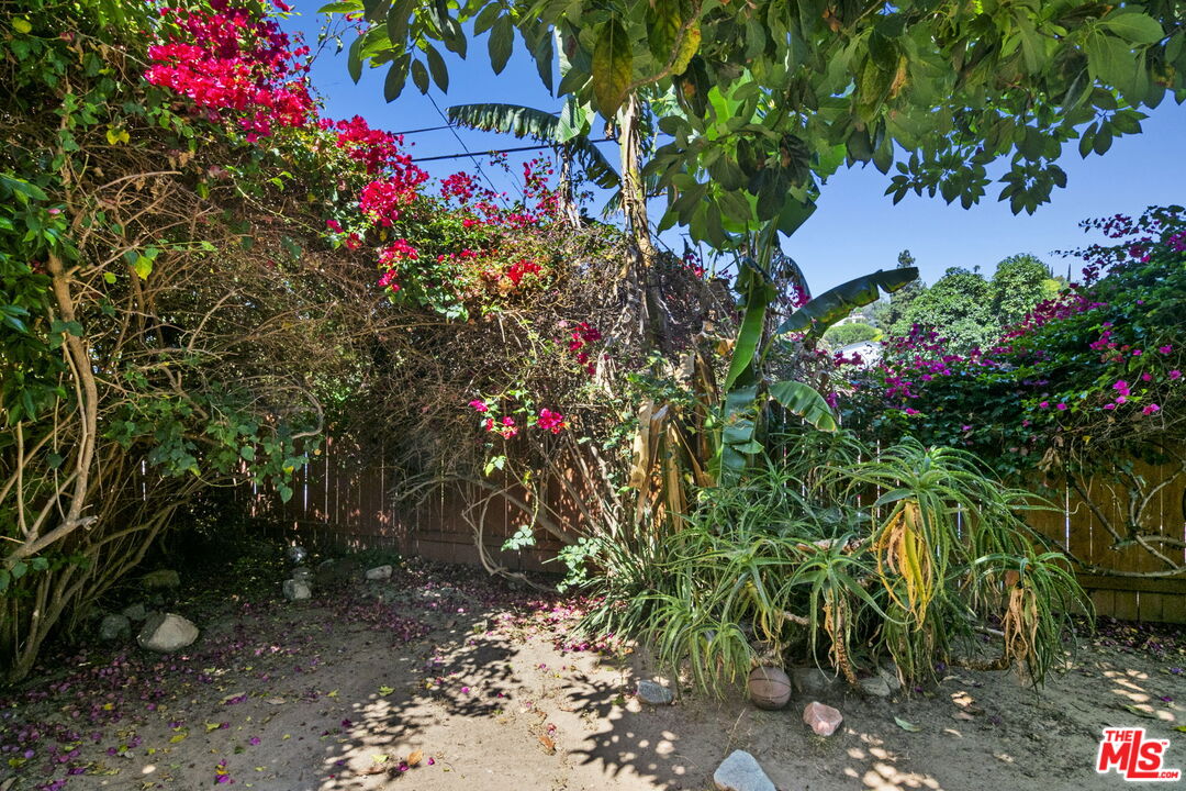1947 Whitmore Ave