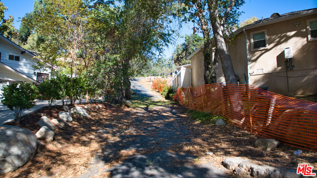 3125 Rubio Canyon Rd
