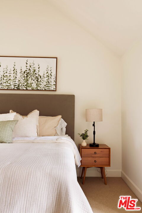 727 Meridian Ave Unit: D