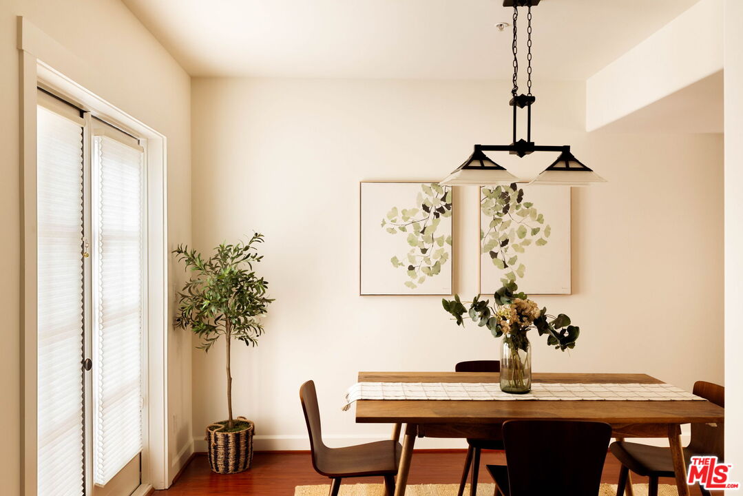 727 Meridian Ave Unit: D