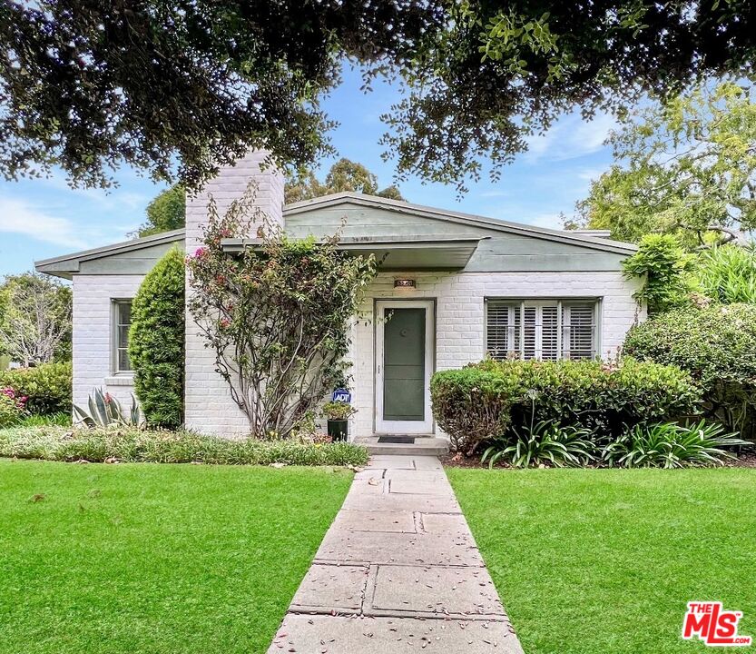 5340 Village Grn