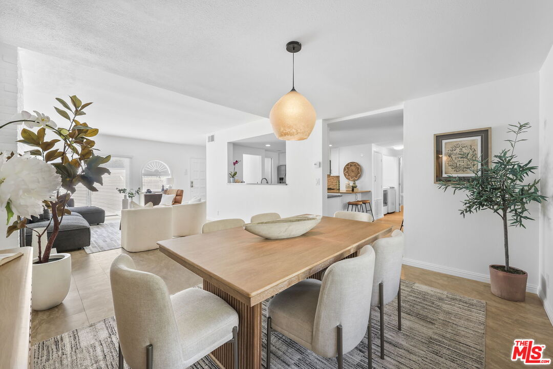 2677 Centinela Ave Unit: 203