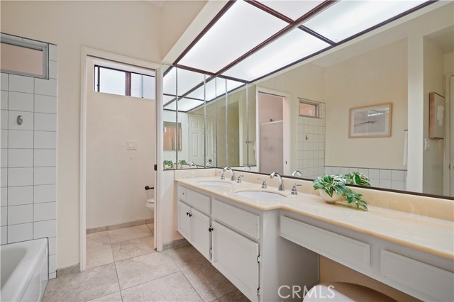 330 Cordova ST Unit: 155