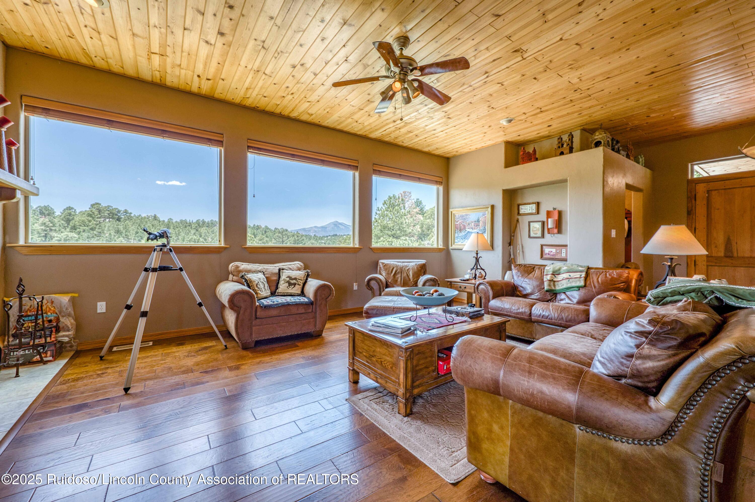 108 Skyhawk Lane