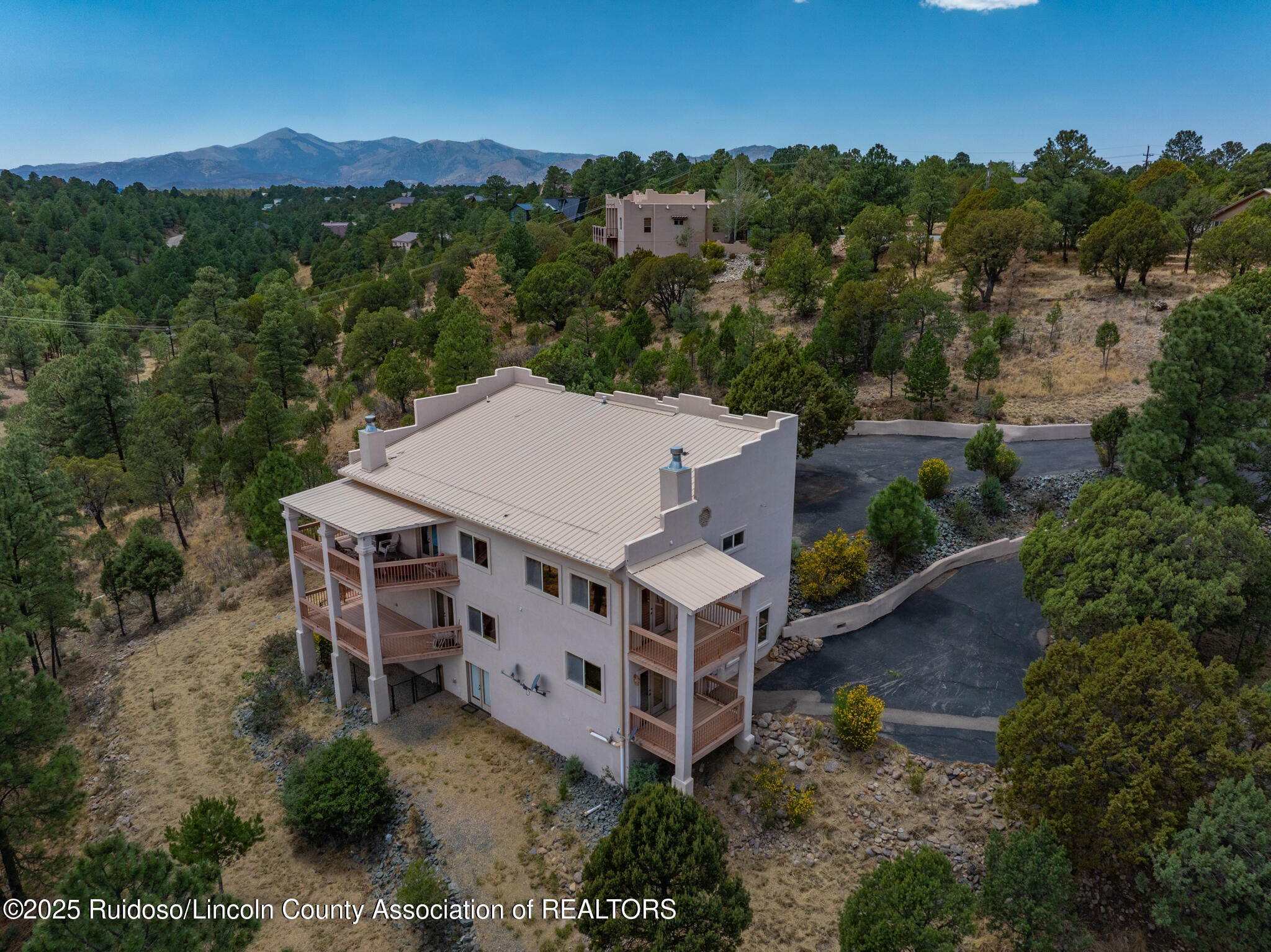 108 Skyhawk Lane