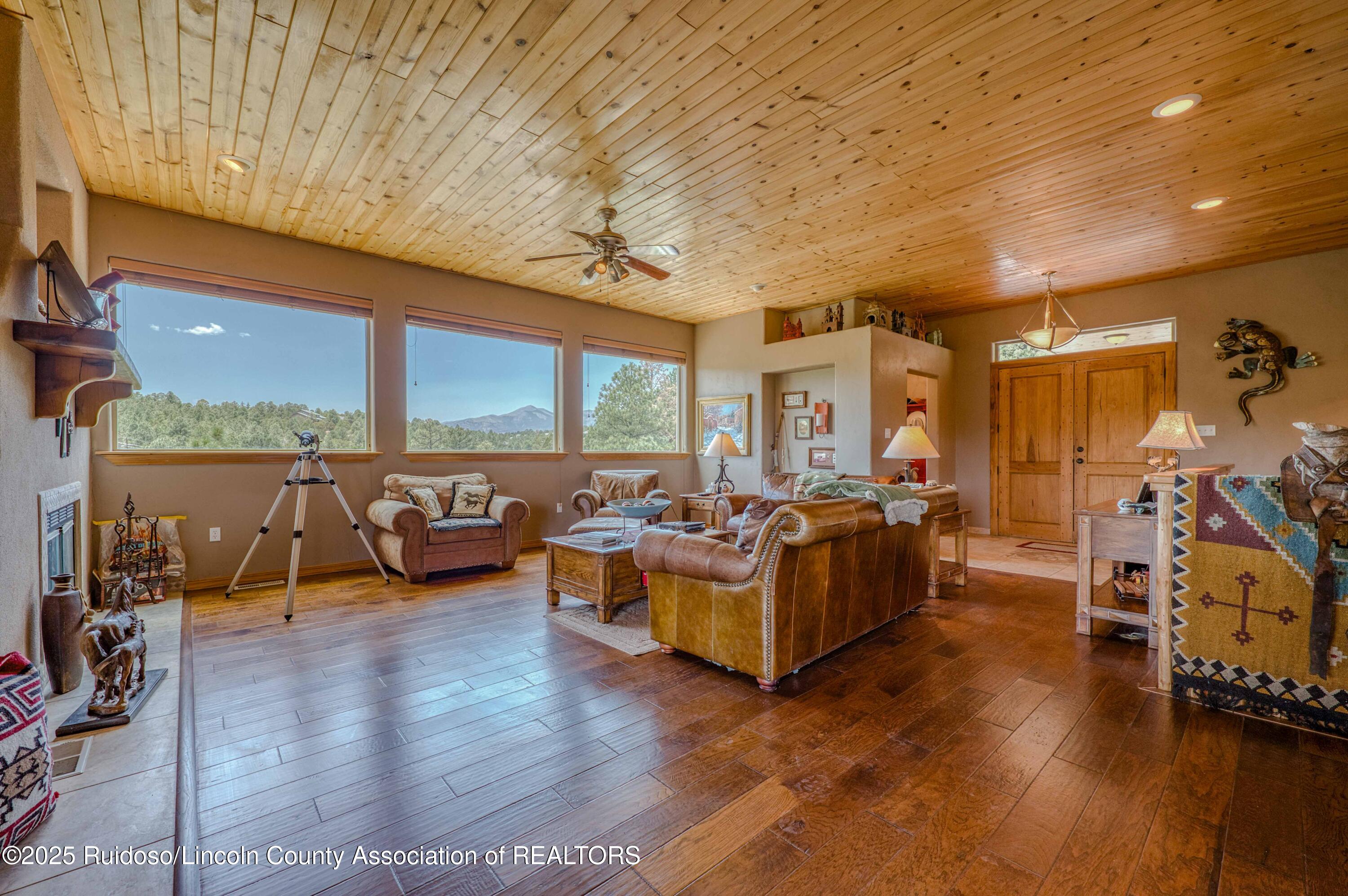 108 Skyhawk Lane
