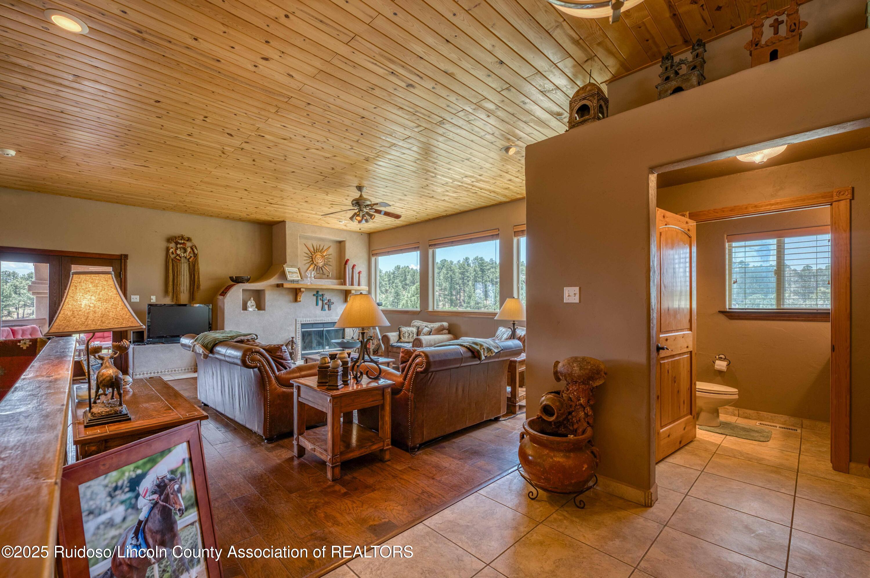 108 Skyhawk Lane