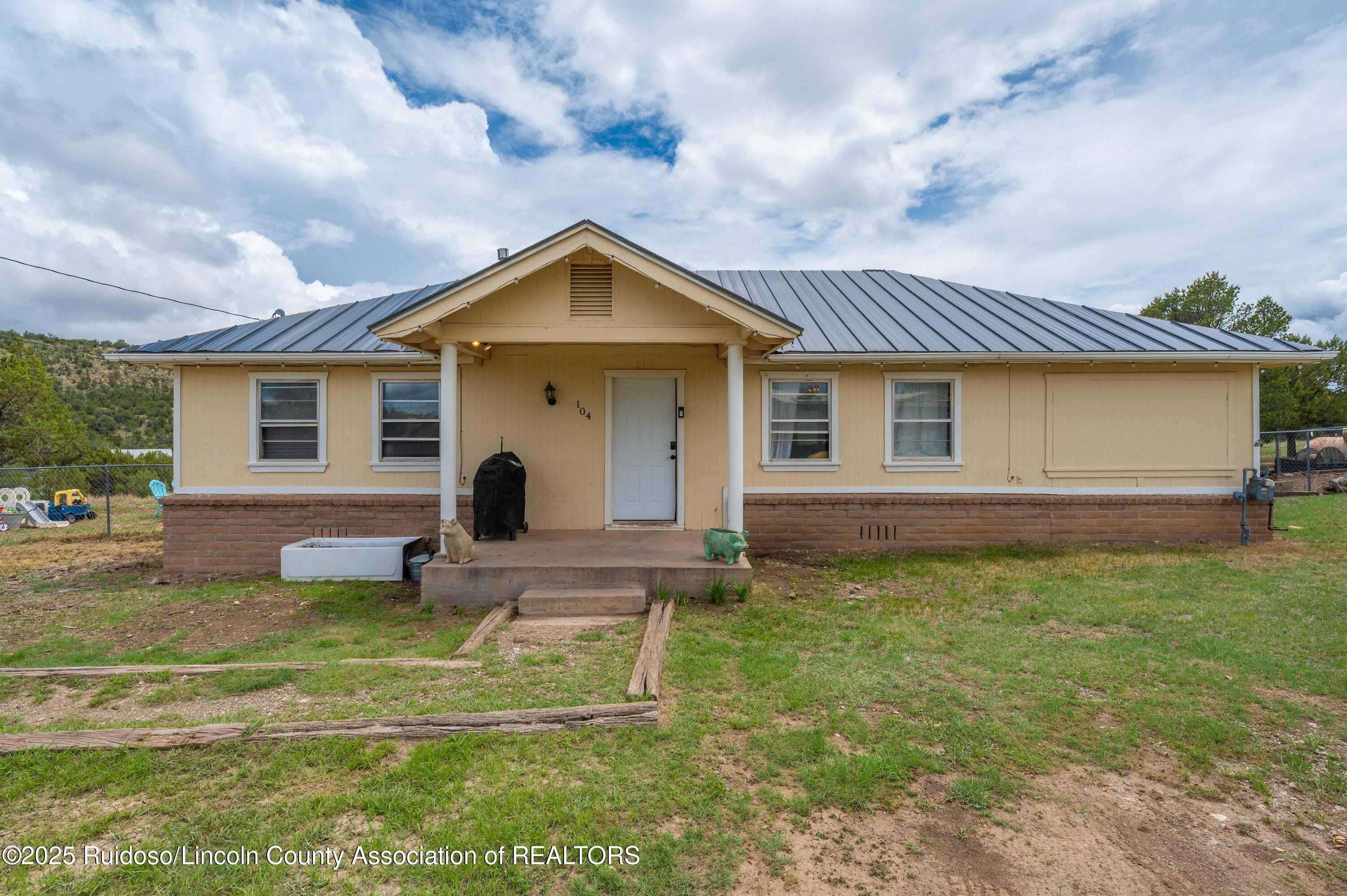 104 North View Drive