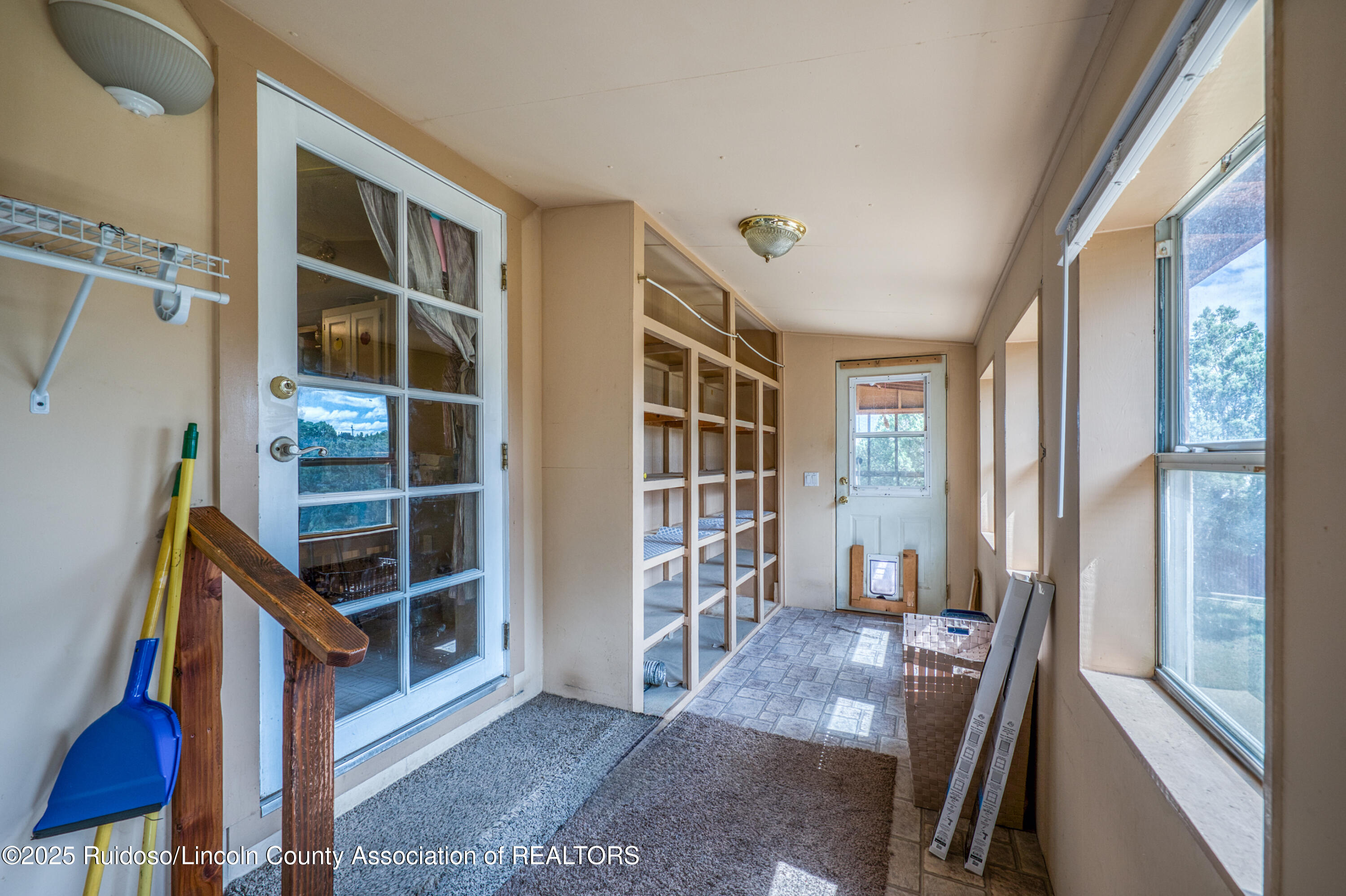 135 Wolf Springs Loop