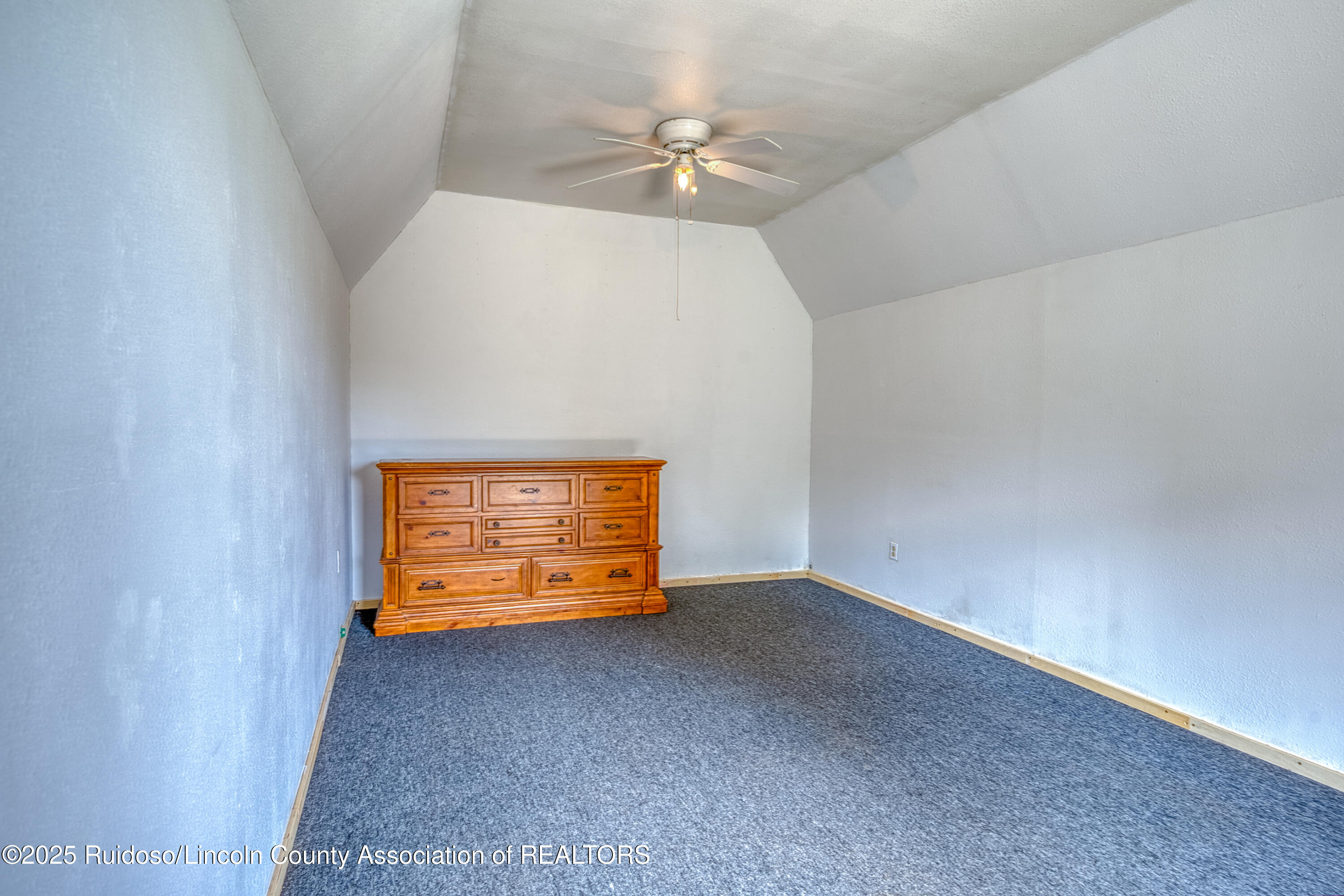 135 Wolf Springs Loop