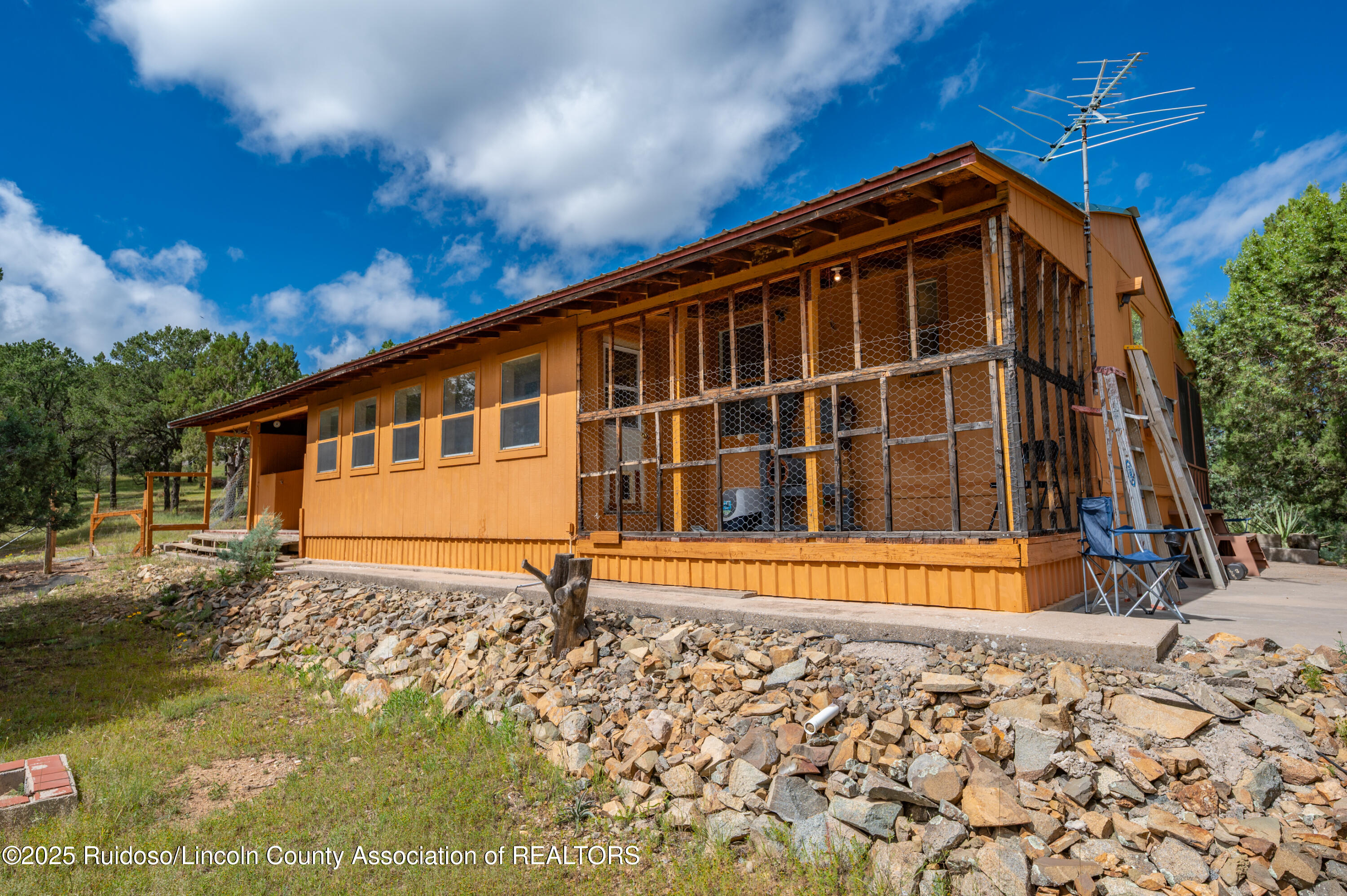 135 Wolf Springs Loop