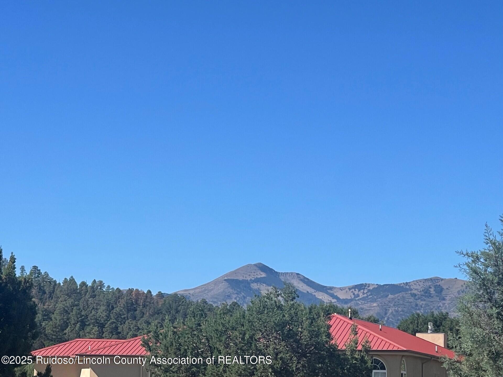 L193 Saddleback Road