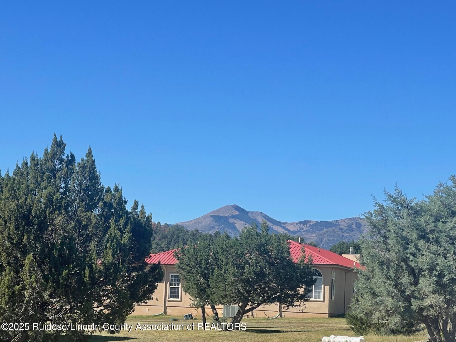 L193 Saddleback Road