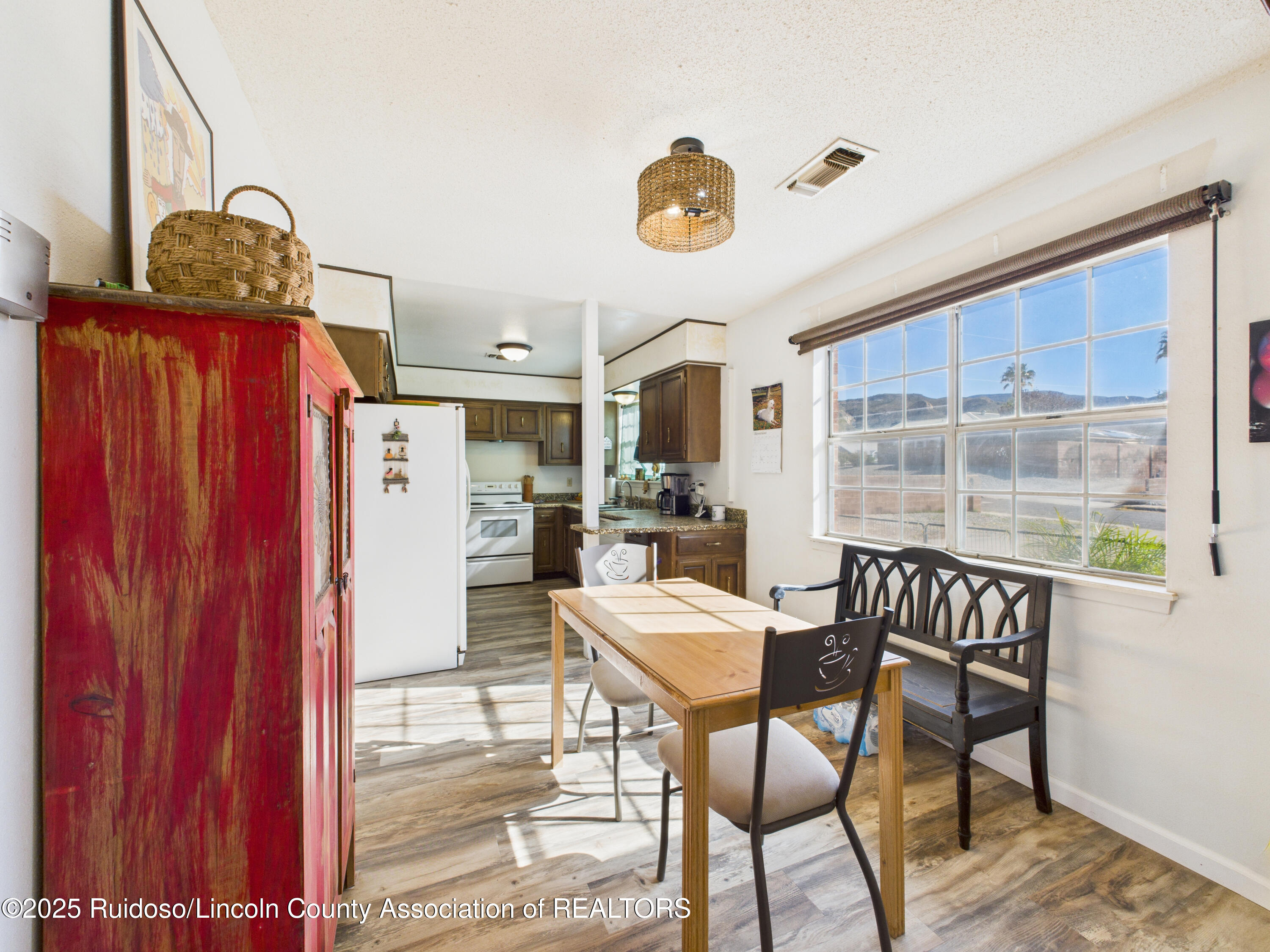 2511 Eastridge Drive