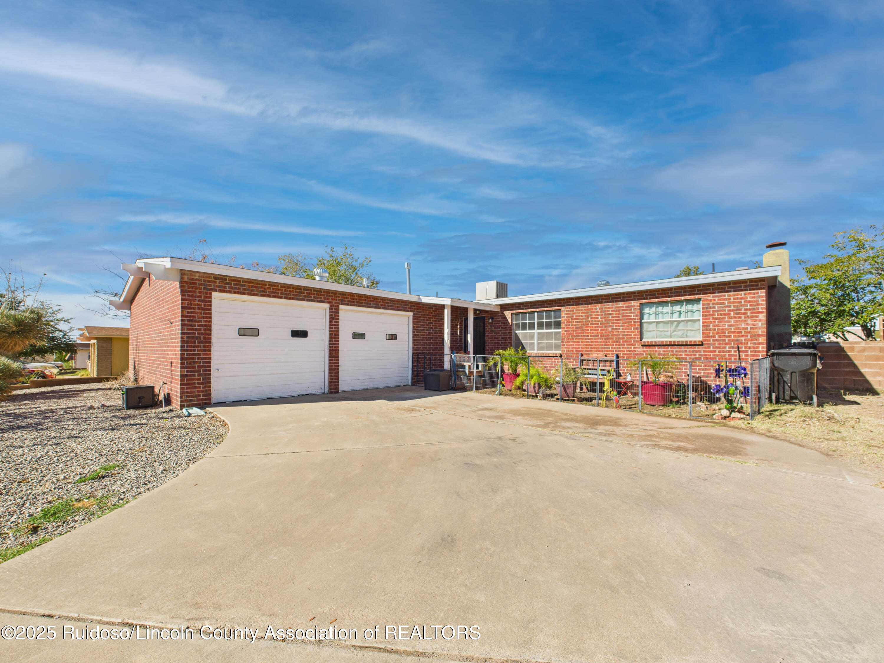 2511 Eastridge Drive