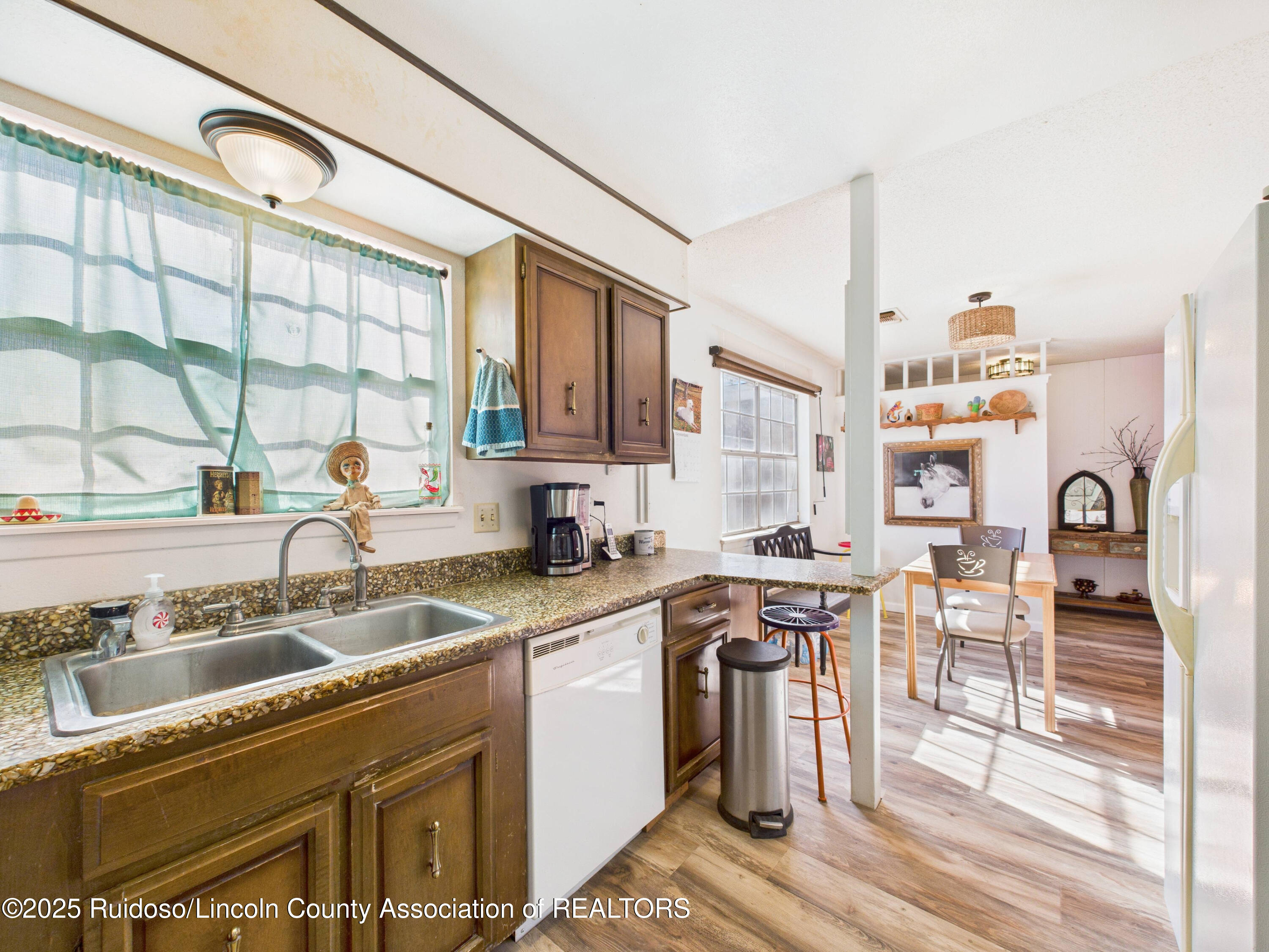 2511 Eastridge Drive