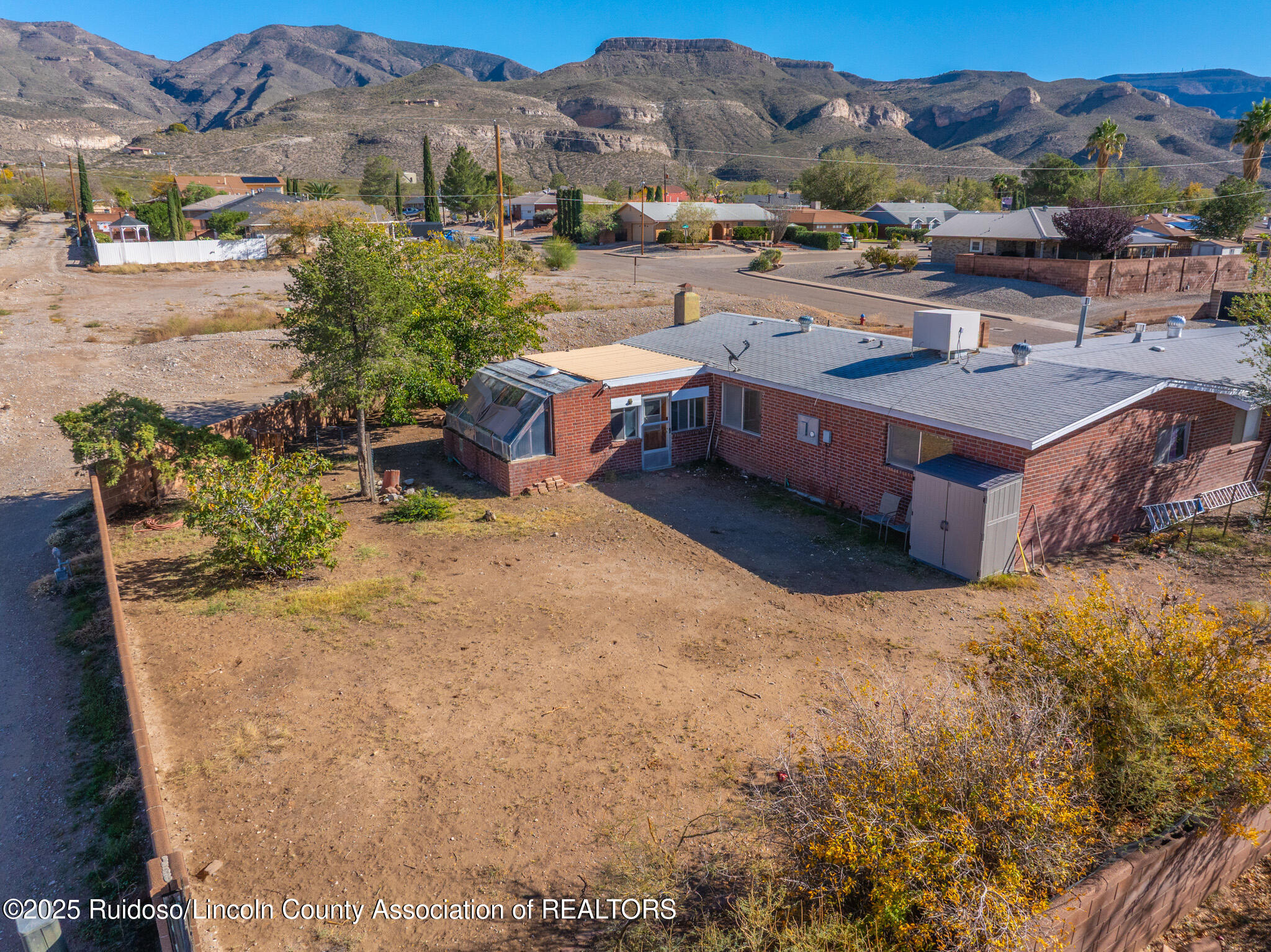 2511 Eastridge Drive