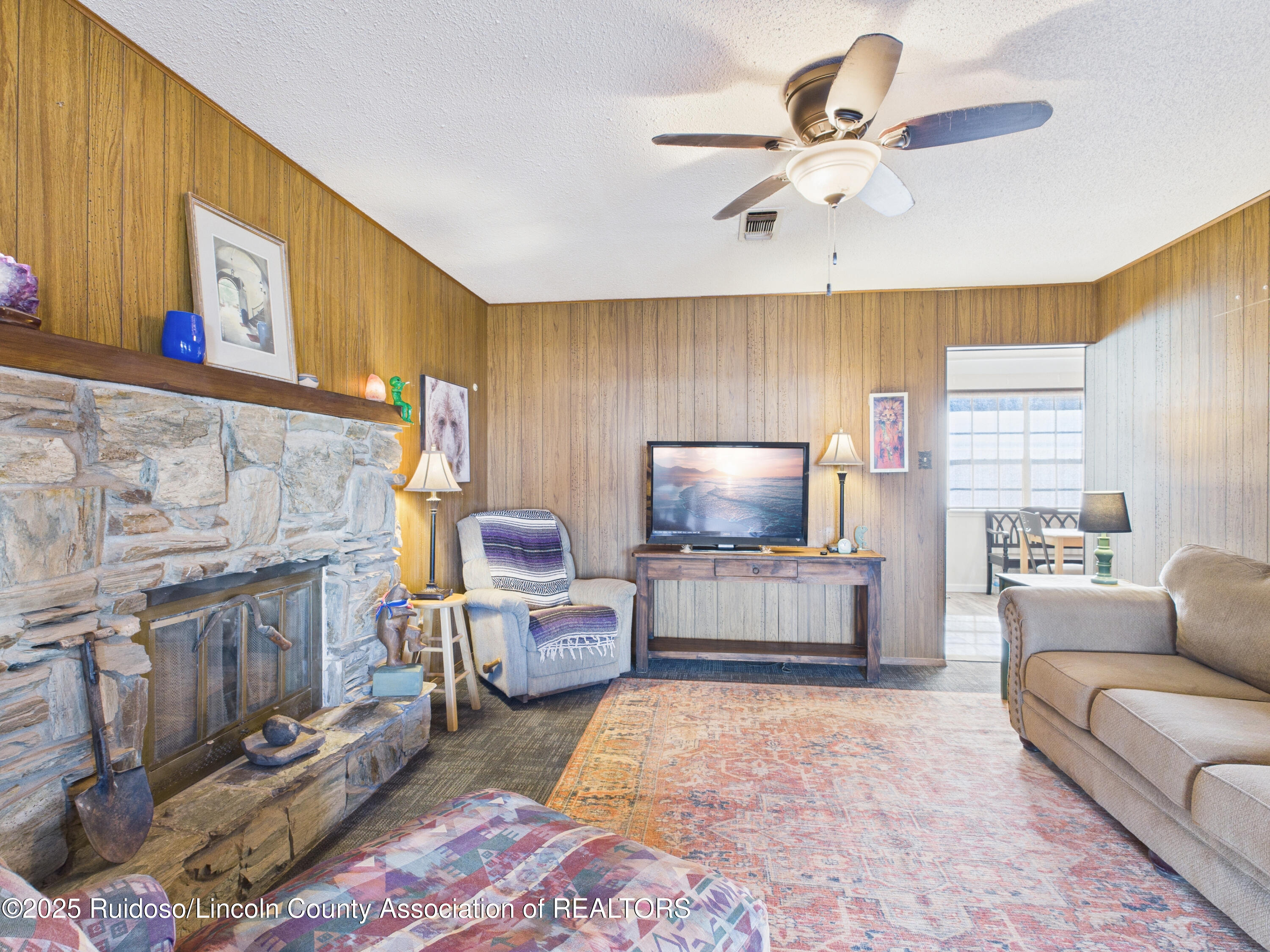 2511 Eastridge Drive