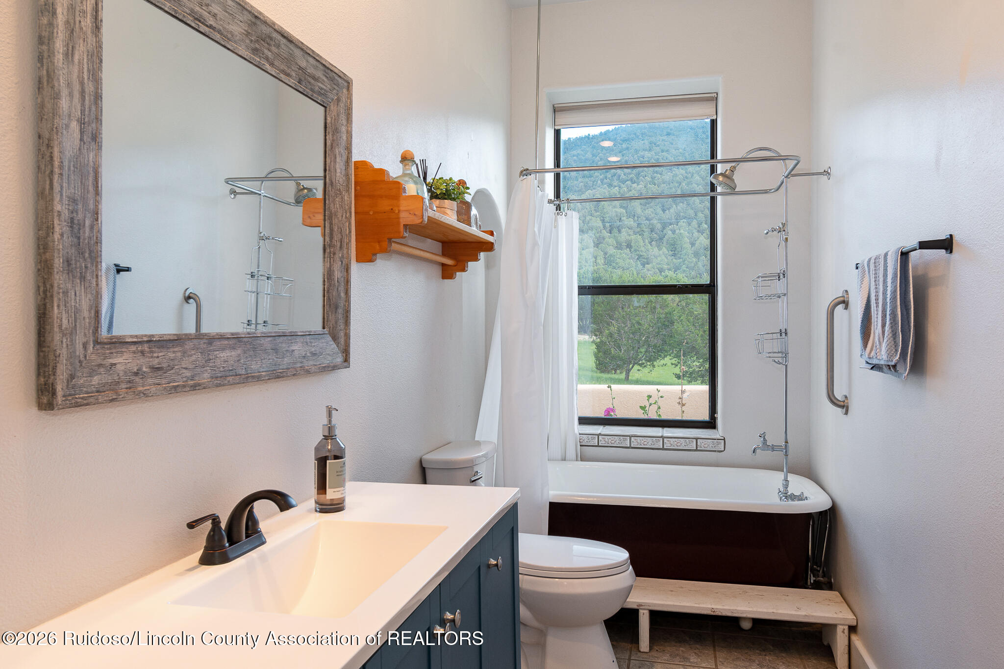 117 Agua Fria Drive