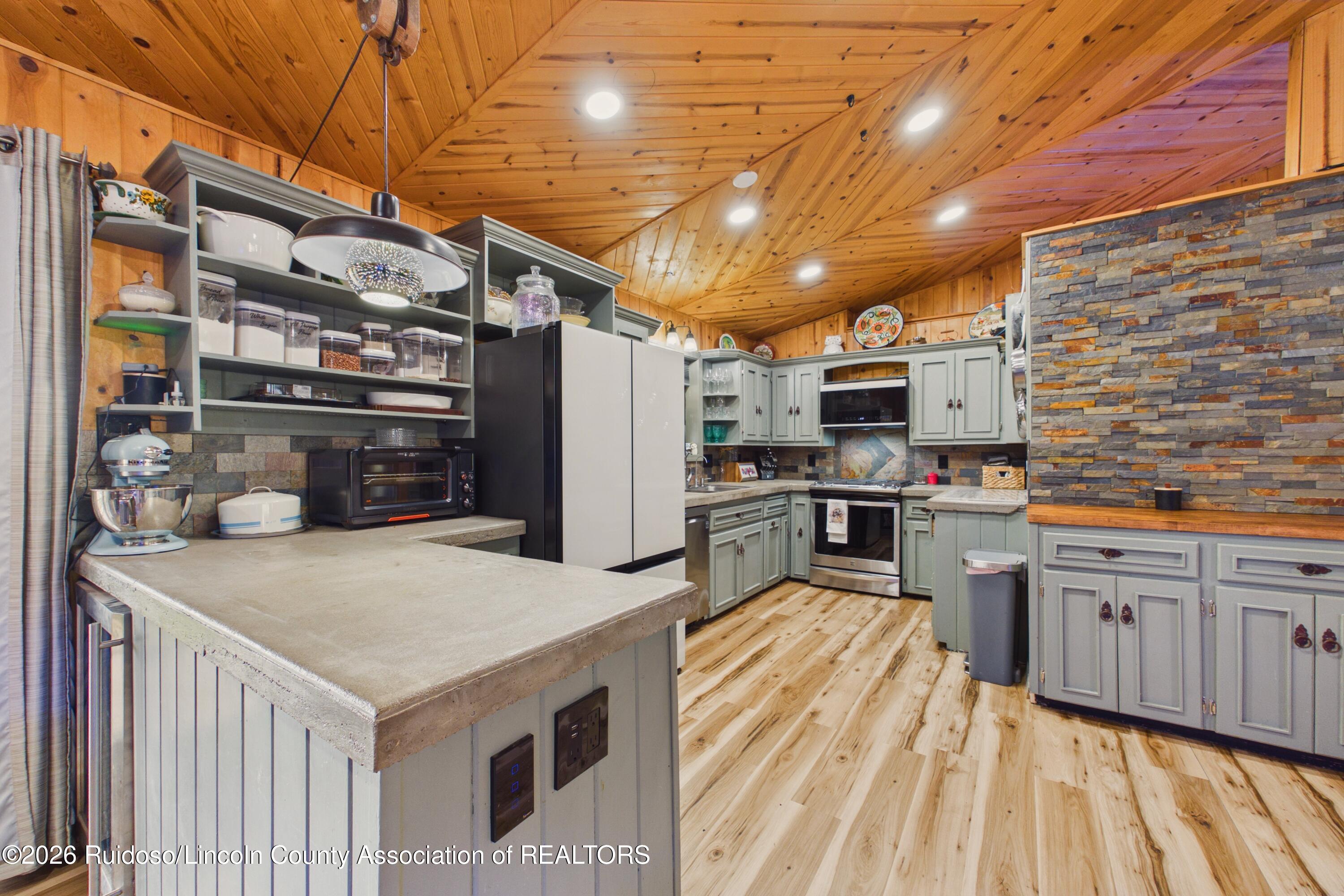 384 Fort Stanton Road